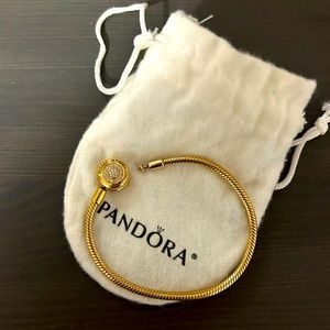 Pandora Moments Sparkling Crown O Snake Chain Bracelet
